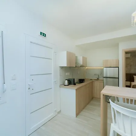 アパート Summer Feelings スカラ・ソティロス