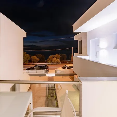 Summer Feelings アパート スカラ・ソティロス