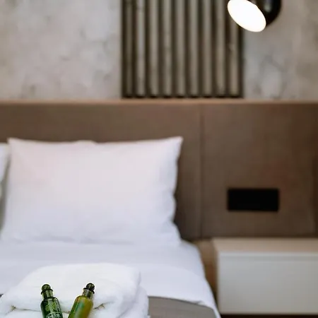 Summer Feelings 스칼라소티로스